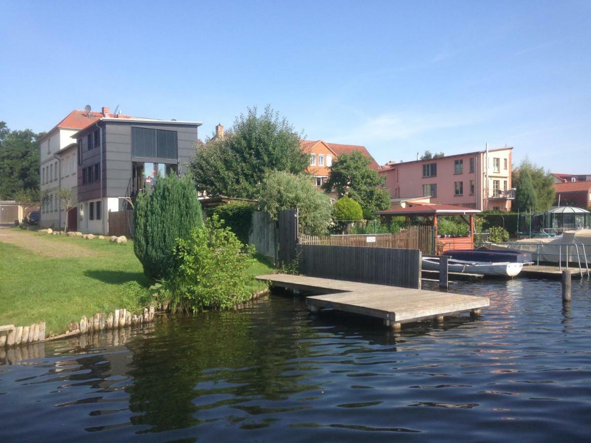 "An Der Wasserstrasse" Malchow  Esterno foto